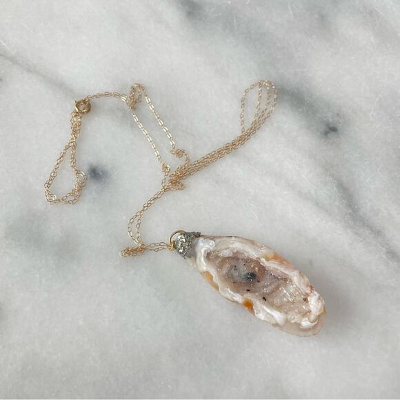Handmade | Cream White Orange Geode Pendant 32in 14K Gold Filled Chain Necklace - Picture 1 of 6